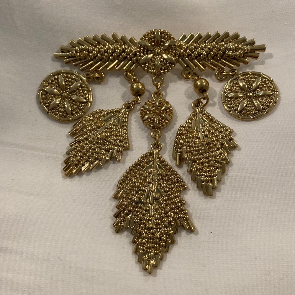 Statement Piece Gold Feather Leaf Brooch